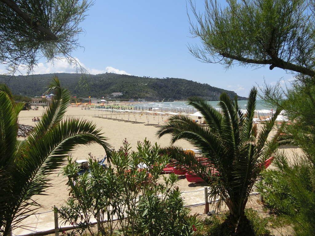 Blu Marine Casa A 10Mt Dalla Spiaggia Peschici Exterior photo